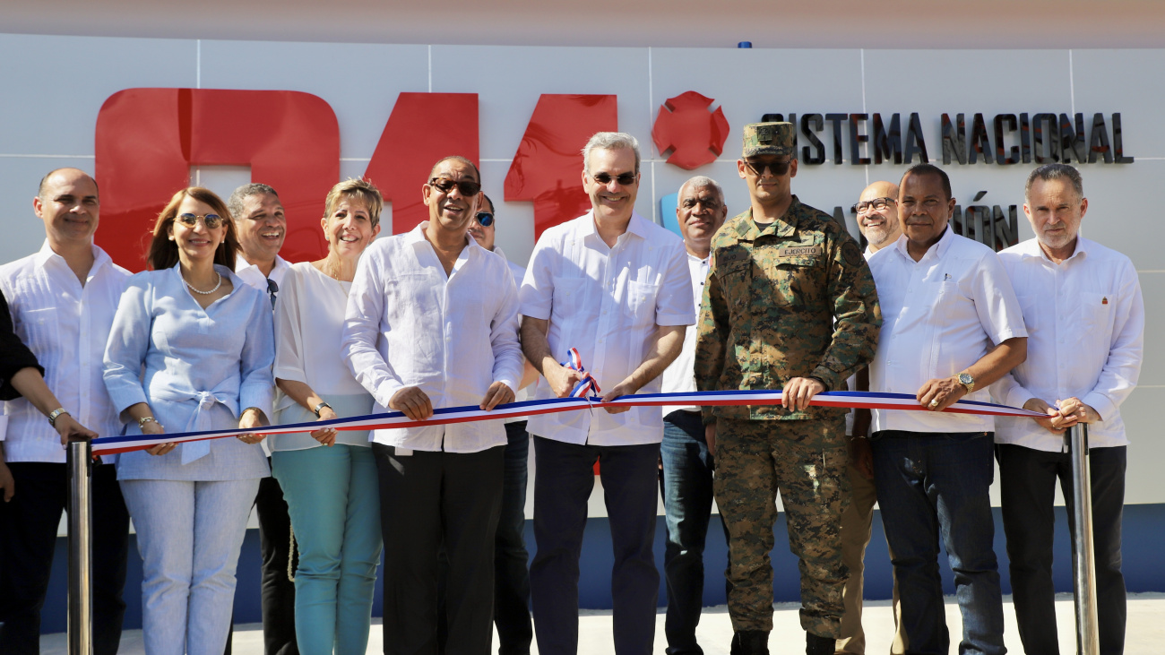 Presidente Abinader inaugura Centro de Operaciones Tecnológicas del Sistema 9-1-1
