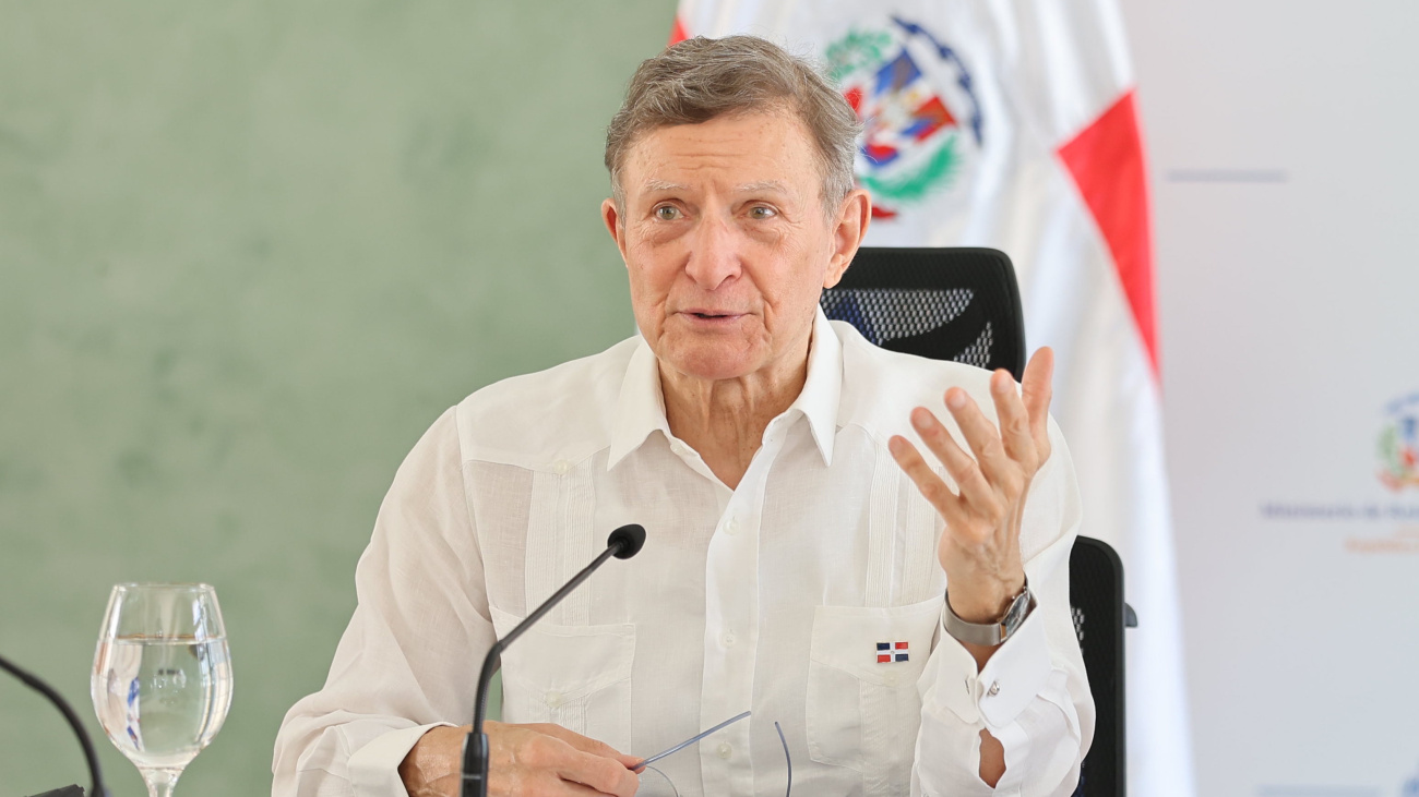 Canciller Roberto Álvarez