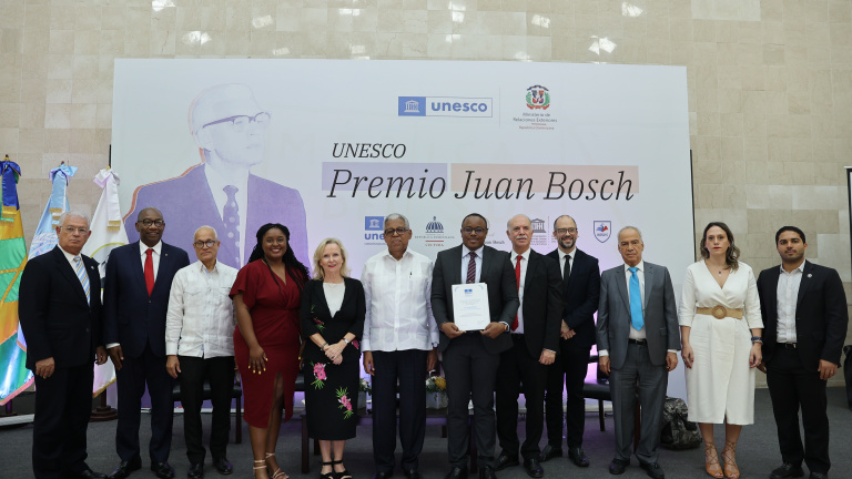 Premio UNESCO Juan Bosch