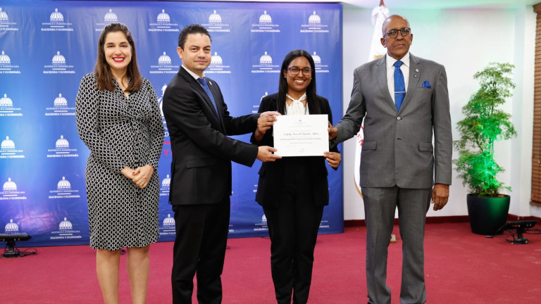 Ministerio de Hacienda y Economia