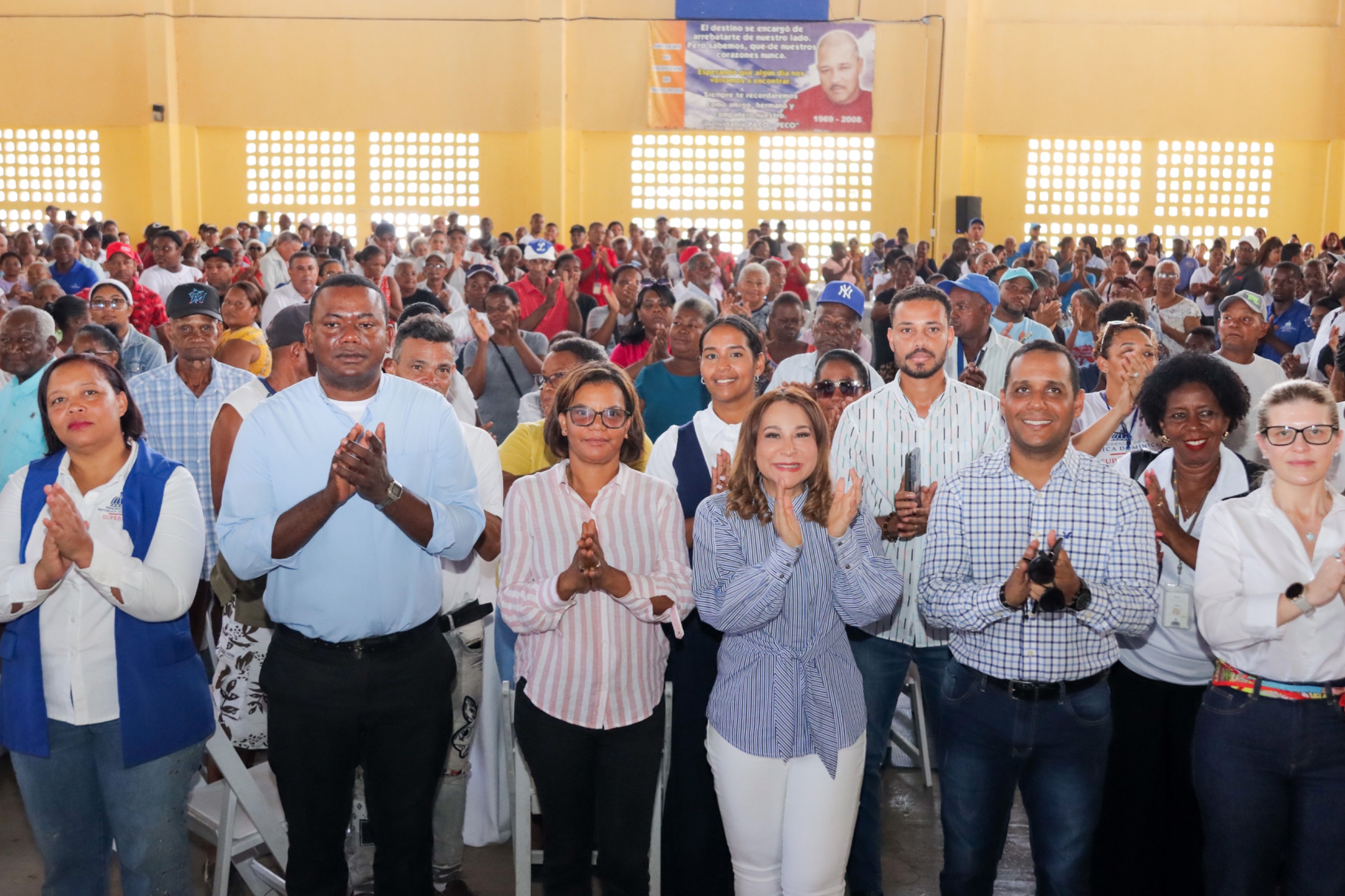 Más de 44,000 familias de Monte Plata reciben protección social a través de Supérate