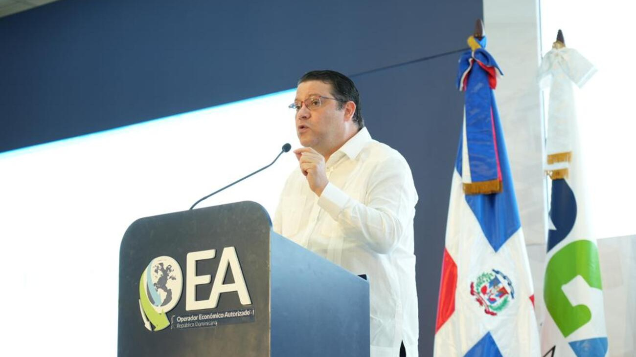 Director general de Aduanas destaca certificaciones de OEA continúan en crecimiento