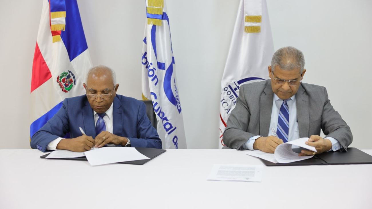 Gobierno firma acuerdo para implementar pago de nómina a través del Sistema Integrado de Gestión Institucional