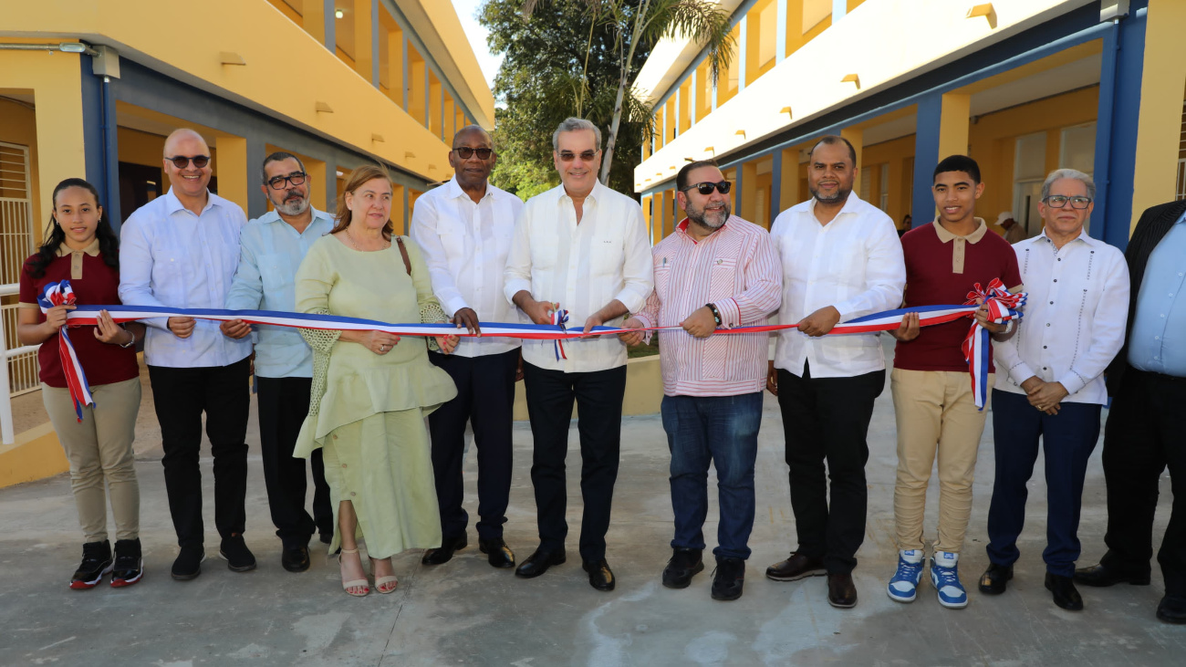 Inauguracion recinto UASD - Liceo experimentar 