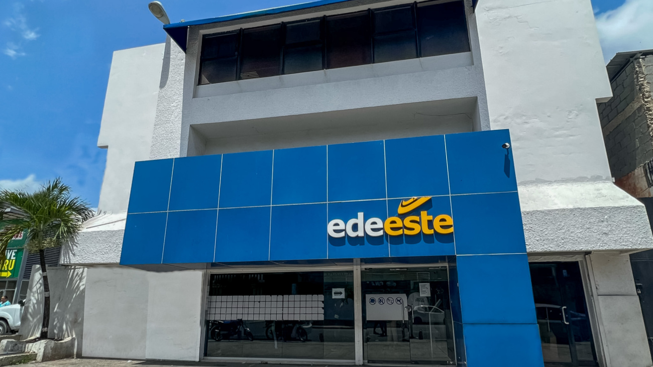 Edeeste 