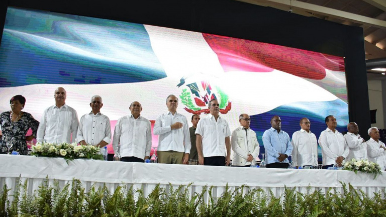 Presidente Abinader durante acto