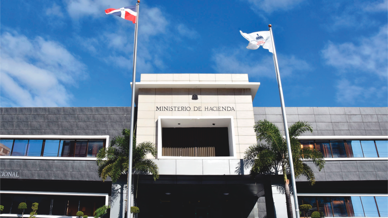 Fachada Ministerio de Hacienda