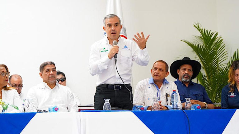 Inespre anuncia venta de cartón de huevos a 100 pesos, de productores de Dajabón; más de 1 millón de huevos y 173,000 libras de pollos comprados a productores de la zona fronteriza