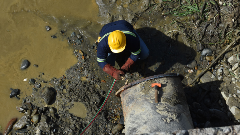 Caasd soluciona avería en sistema Duey; regulariza servicio de agua potable a sectores afectados  