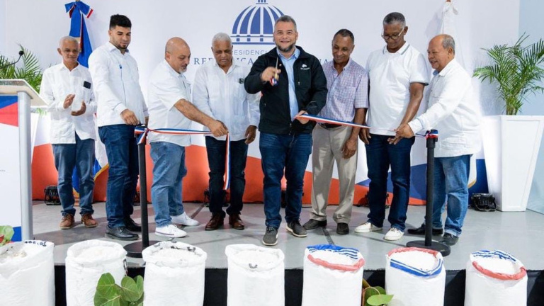 Inauguración centro acopio comercialización de sal