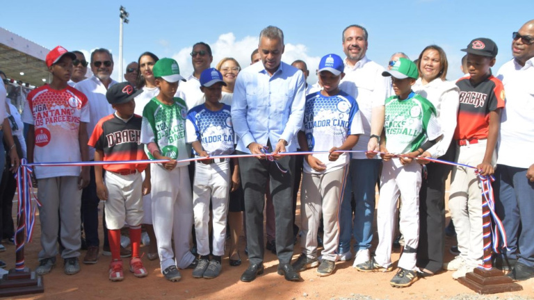 Inauguracion play en azua