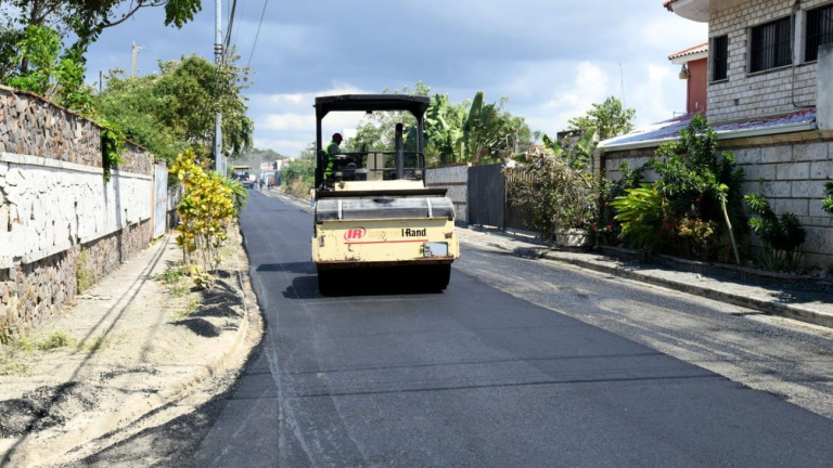 asfaltado en santo domingo este