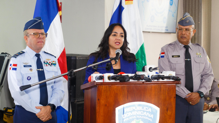 Ministra de Interior y Policía Faride Raful